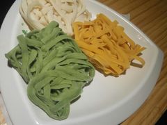 -小小河边鱼(天润城店)