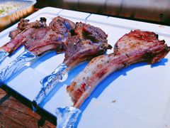 苏尼特秘制烤羊排-三个蒙古大叔羊肉串(大宁店)