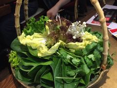 -左庭右院鲜牛肉火锅(金山万达店)