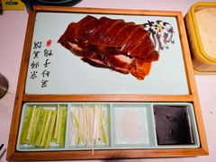特色烤鸭-荷塘秋月·本帮江浙菜(国权路店)