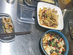 -马路牙子烧烤音乐酒馆(望京店)