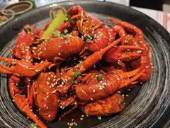 -肥肥虾庄·金牌油焖大虾(杨园滨江时代walk店)