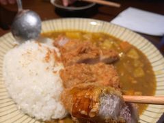 咖喱猪排饭-山杏yama-katsu·吉列炸物