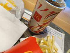 -麦当劳(欢乐谷店)