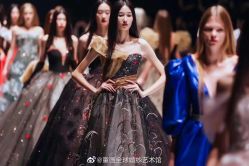 -童画全球婚纱艺术馆