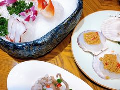 -青瓦餐厅·生鱼片·韩园烤肉(西塔店)