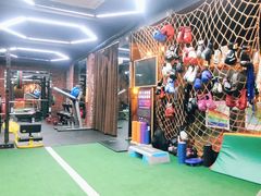 -GYMPLUS私教健身会馆(大悦城店)