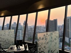 -广州花园酒店-凌璇阁360度高空海鲜自助餐CAROUSEL
