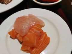 -广州万富希尔顿酒店·感趣自助餐厅·金秋蟹宴生蚝海鲜刺身