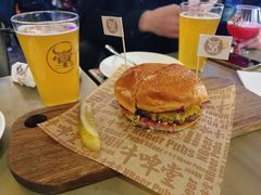 -牛啤堂精酿啤酒餐吧(五棵松华熙店)