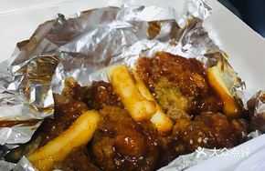 Sweet and Spicy Fried Chicken with Rice Cake (Medium)