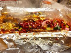 -愿者上钩·纸包鱼(翻身店)