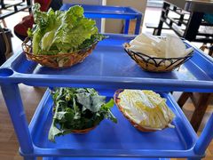 -杨记山珍鸡煲菌汤锅
