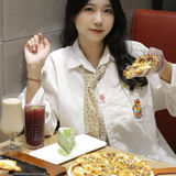 今天回童年的快乐老家次披萨啦🍕