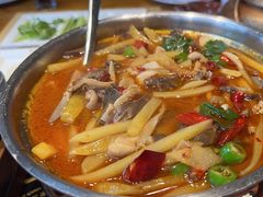 -娜仁图雅蒙古美食村(33小镇店)