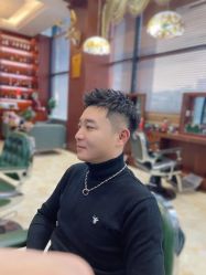 -尼特斯男士发型馆