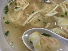 鲜肉小馄饨-东泰祥生煎馆(长宁路店)