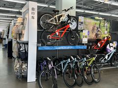 -迪卡侬(苗岭路店)