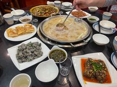 -老来福·非遗酸汤兔(凯旋路店)