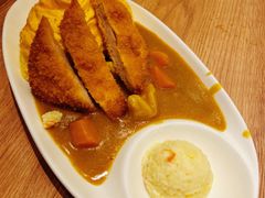 -玛格萝妮比萨屋(四平店)
