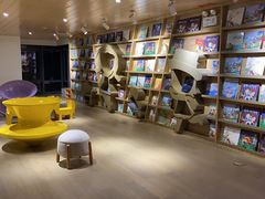-小凉帽之家酒店(甘坑古镇店)