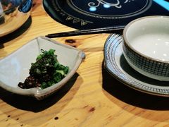 -野山舂·贵州现舂酸汤火锅(鸿通城店)