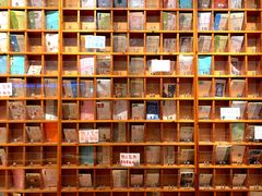 -猫的天空之城概念书店(印象城购物中心店)