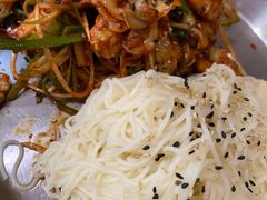 -BHC炸鸡(明洞总店)