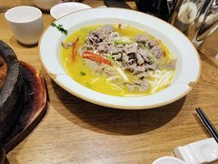酸汤肥牛-品大三(大行宫店)