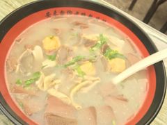 -金城包子牛肉灌汤包(台东四路店)