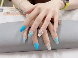 -尤米一站式美甲美睫