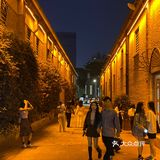 粤上瘾|在最小资文艺的街陶醉于最美的夜色