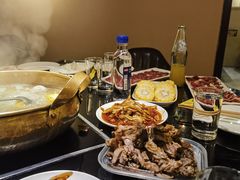 -潮汕三宝鲜牛肉火锅