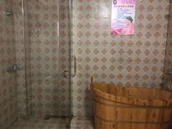 -周怡玲美容美体SPA