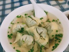 -潘国仙耳光馄饨(黄家阙路店)