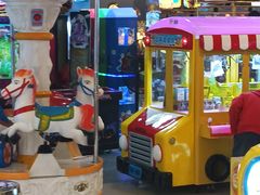 -汤姆熊欢乐世界(莘庄龙之梦店)