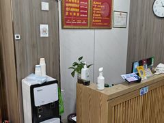 -龙脊堂龙氏推拿 整脊(陆家浜店)
