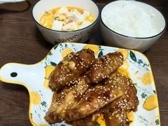 -鲸育宝宝月嫂(徐汇店)