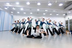 -深舞形体民族舞蹈工作室