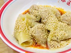 -八二小区抄手(龙湖上城天街店)