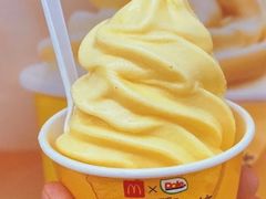 麦当劳甜品站金菠萝雪芭-麦当劳(浦珠路得来速店)