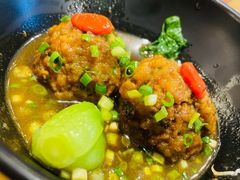 咸蛋狮子头-玖鲜小笼(中山广场店)