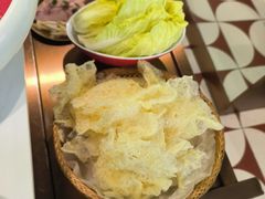 -洪氏嗨捞·广东猪肚鸡·椰子鸡火锅(西咸万象城店)
