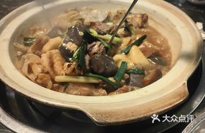 Signature Fish-Scented Goose