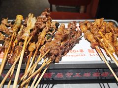 -威记烧嘢·南宁烧烤·超级生牛(绿地店)