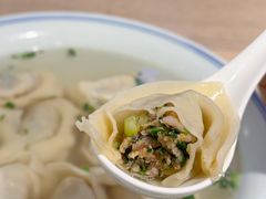 荠菜猪油渣大馄饨-君东记本帮面馆(天钥桥路店)