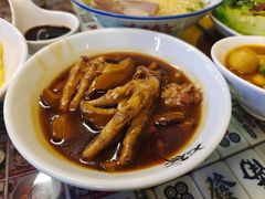 鲍汁花菇焖鸡脚-七爷清汤腩·港式餐厅(金狮广场店)