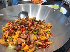 -老唐三下锅 ·张家界地标美食(溪布街店)