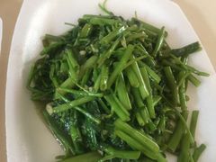 -纽顿熟食中心