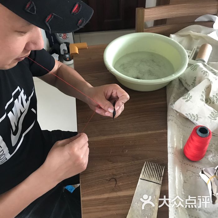 龙凤贝贝理胎发胎毛笔现场制作